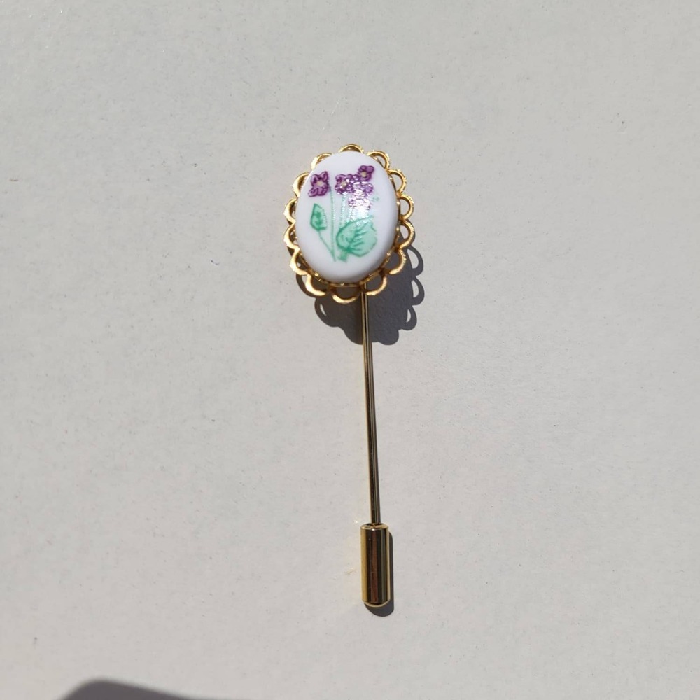 Floral Stick Pin Gold Purple Porcelain Violet Filigree